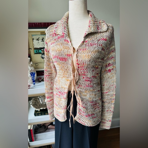 Elegant Made in ITALY Knit Cardigan with Tie Front - Picture 3 of 7